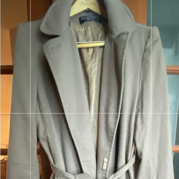 Jackets & Blazers - 100% wool coat light brown with belt cut at the back